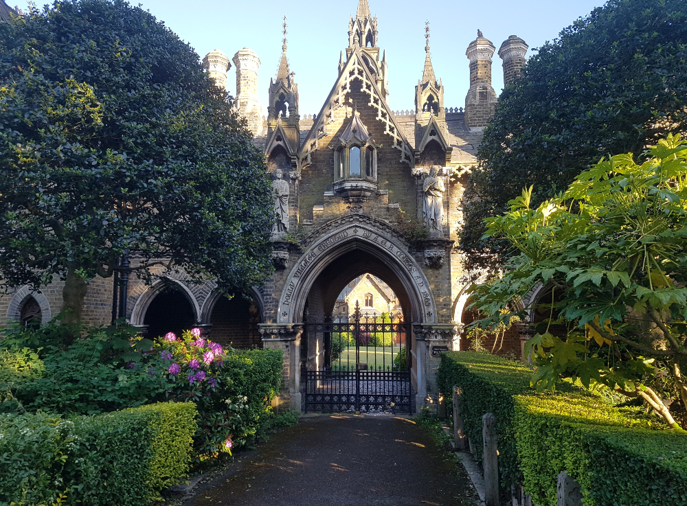 Holly Village Entrance